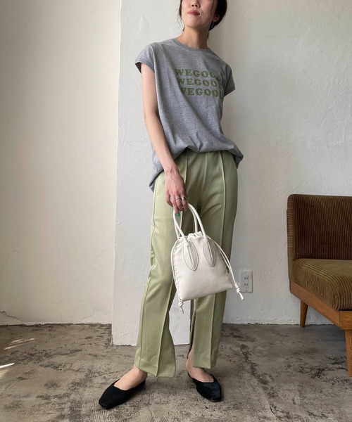 CAPRICIEUX LE'MAGE（カプリシューレマージュ）の「サスティナブルコットンTシャツ（Tシャツ/カットソー・レディース・ベージュ/ホワイト/ライトグレー・FREE）」の22枚目の写真