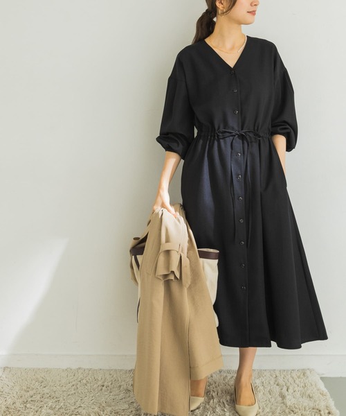 URBAN RESEARCH（アーバンリサーチ）の「ドロストワンピース（ワンピース・レディース・ベージュ/ブラック/ライトカーキ・FREE）」の2枚目の写真