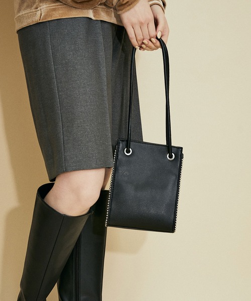 MADEMOISELLE ROPE'（マドモアゼル ロペ）の「【2WAY】ボールチェーントリムバッグ（ハンドバッグ・レディース・ブラック/ベージュ系その他・FREE）」の14枚目の写真