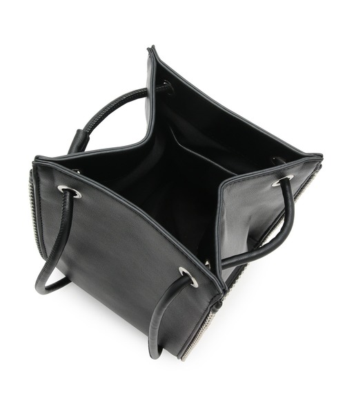 MADEMOISELLE ROPE'（マドモアゼル ロペ）の「【2WAY】ボールチェーントリムバッグ（ハンドバッグ・レディース・ブラック/ベージュ系その他・FREE）」の8枚目の写真