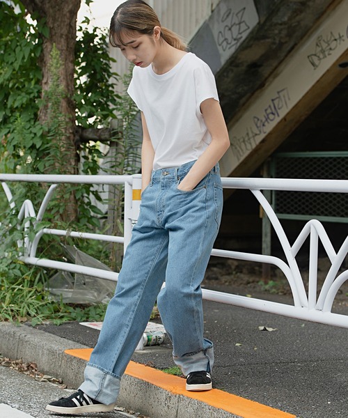 HANES（ヘインズ）の「『Hanes/ヘインズ』ベーシックレギュラーストレートデニムパンツ（デニムパンツ・メンズ・ワンウォッシュ/サックスブルー/ブルー系その他/ブラック・85/88/79/76/82）」の15枚目の写真