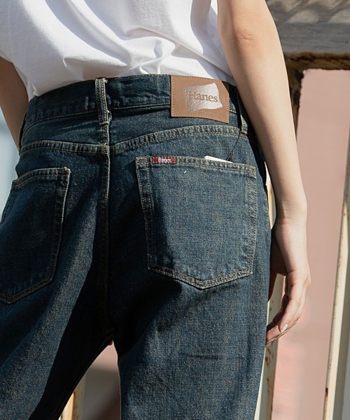 HANES（ヘインズ）の「『Hanes/ヘインズ』ベーシックレギュラーストレートデニムパンツ（デニムパンツ・メンズ・ワンウォッシュ/サックスブルー/ブルー系その他/ブラック・85/88/79/76/82）」の16枚目の写真