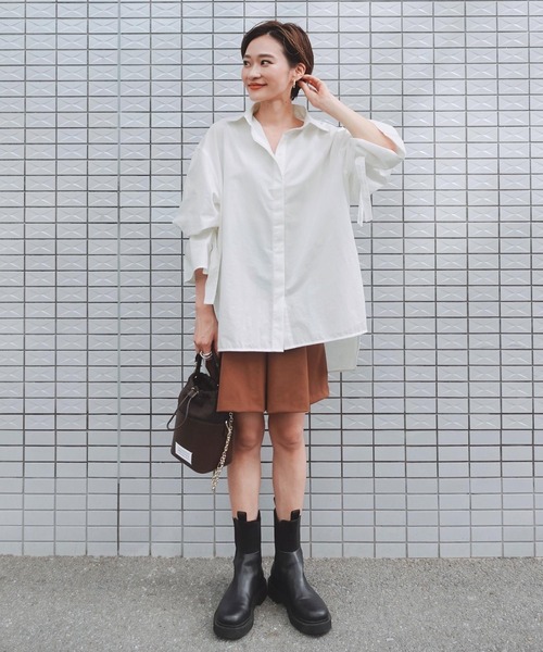 KOBE LETTUCE（コウベレタス）の「キャンディースリーブビッグシルエットシャツ（シャツ/ブラウス・レディース・ブラック/ベージュ/オフホワイト/サックスブルー・FREE）」の7枚目の写真