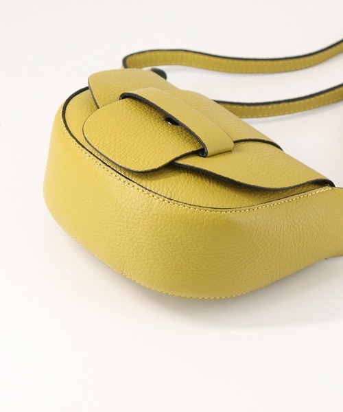 Gready Brilliant（グレディブリリアン）の「センターベルトショルダー（ショルダーバッグ・レディース・オフホワイト/イエロー/チャコール・FREE）」の6枚目の写真