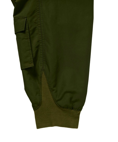 KATHARINE HAMNETT（キャサリンハムネット）の「KATHARINE HAMNETT/キャサリンハムネット REBEL PANTS（カーゴパンツ・メンズ・ブラック/オリーブ・MEDIUM/LARGE）」の7枚目の写真
