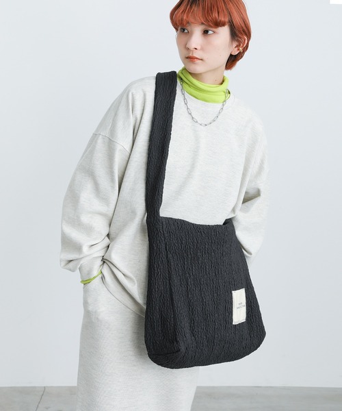 select MOCA（セレクトモカ）の「キルティングスクエアショルダーバッグ（ショルダーバッグ・レディース・ブラック/アイボリー・FREE）」の8枚目の写真