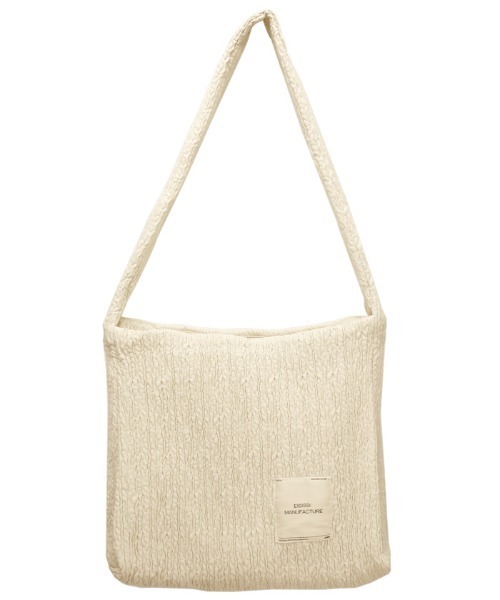 select MOCA（セレクトモカ）の「キルティングスクエアショルダーバッグ（ショルダーバッグ・レディース・ブラック/アイボリー・FREE）」の10枚目の写真