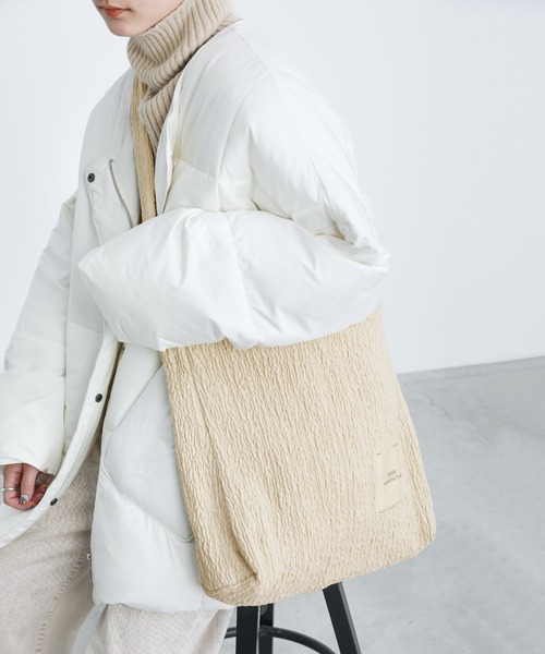 select MOCA（セレクトモカ）の「キルティングスクエアショルダーバッグ（ショルダーバッグ・レディース・ブラック/アイボリー・FREE）」の5枚目の写真