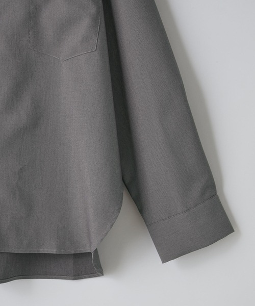 anown（アノン）の「2wayスリーブレギュラーカラーシャツ【ファッションインフルエンサーKuma×anown限定コラボ】（シャツ/ブラウス・メンズ・アイボリー/チャコール/ネイビー/ブラウン・S/M）」の11枚目の写真