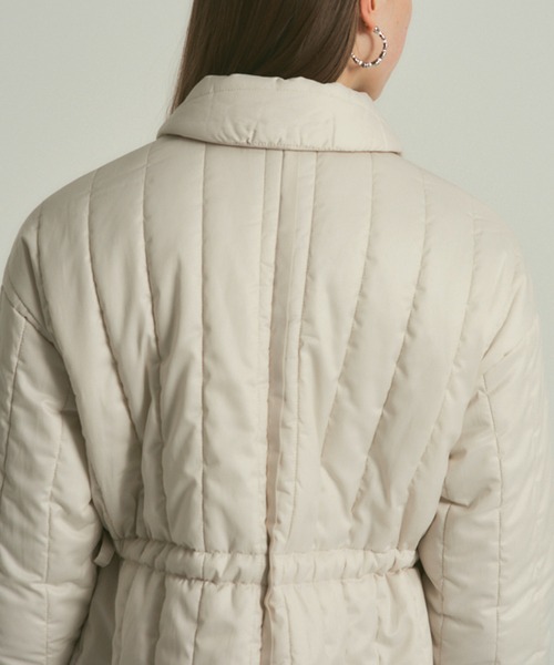 PUBLIC TOKYO(パブリックトウキョウ)の「パデッドキルトショートコート(ダウンジャケット/コート・レディース・ブラック/ベージュ・FREE)」の11枚目の写真