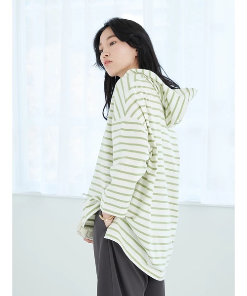 earth music&ecology(アースミュージックアンドエコロジー)の「ボーダーフードプルオーバー*(パーカー・レディース・ブラック/ライム/モカ・FREE)」の7枚目の写真