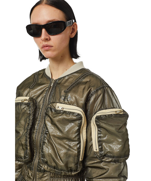 DIESEL（ディーゼル）の「レディース ブルゾン ジャケット ショート丈　3Dポケット（ブルゾン・レディース・カーキ・SMALL/MEDIUM/LARGE/X-SMALL）」の8枚目の写真