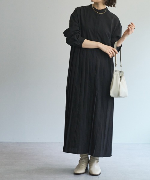 DISCOAT（ディスコート）の「【WEB限定】プリーツワンピ（シャツワンピース・レディース・ホワイト/チャコールグレー/ブラック・FREE）」の9枚目の写真