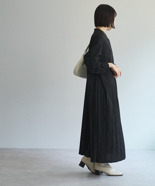 DISCOAT（ディスコート）の「【WEB限定】プリーツワンピ（シャツワンピース・レディース・ホワイト/チャコールグレー/ブラック・FREE）」の21枚目の写真