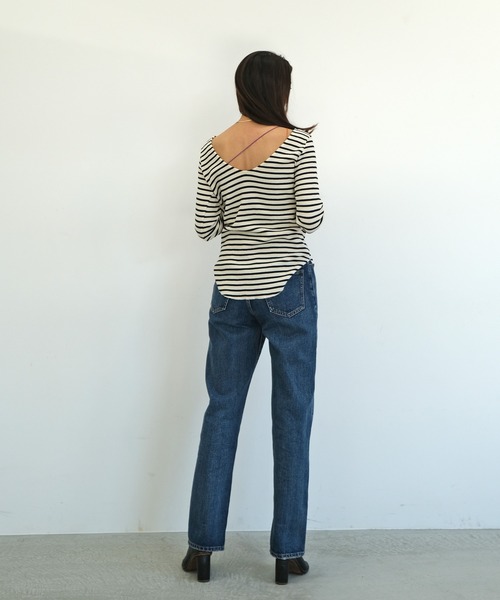 AKTE(アクテ)の「バックラウンドサーマルプルオーバー(Tシャツ/カットソー・レディース・ホワイト×ブラック/ブラック/ベージュ・FREE)」の16枚目の写真