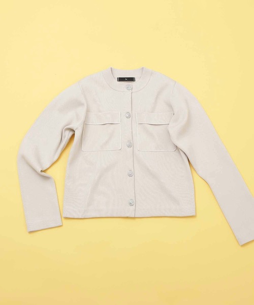 N.（N. Natural Beauty Basic）（エヌエヌナチュラルビューティーベーシック）の「◆シルバーボタンポケットニットカーディガン（カーディガン/ボレロ・レディース・イエロー/クリーム・MEDIUM）」の2枚目の写真