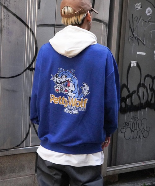 VENCEEXCHANGE（ヴァンスエクスチェンジ）の「裏毛バックプリント配色カラーパーカー　　オーバーサイズ/スウェット/PK/クレイジーパターン（パーカー・メンズ・チャコールグレー/オフホワイト/ブルー/コーラル/その他31・L/M）」の3枚目の写真