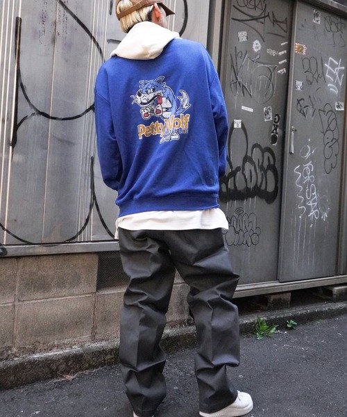 VENCEEXCHANGE（ヴァンスエクスチェンジ）の「裏毛バックプリント配色カラーパーカー　　オーバーサイズ/スウェット/PK/クレイジーパターン（パーカー・メンズ・チャコールグレー/オフホワイト/ブルー/コーラル/その他31・L/M）」の13枚目の写真