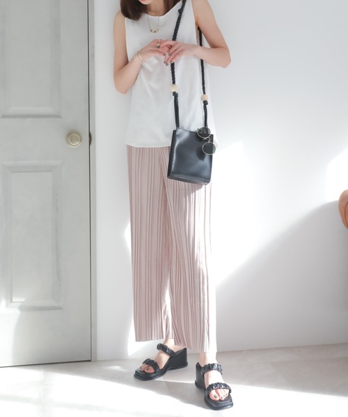 VIVIAN（ヴィヴィアン）の「厚底ギャザーダブルベルトサンダル　ZOZOTOWN+オフィシャルサイト限定商品（サンダル・レディース・ブラック/イエロー/アイボリー/キャメル・LL/S/M/L）」の15枚目の写真