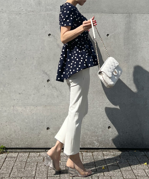 ZARA - ジェンヌ　JENNE ランダムドット　ペプラムブラウス JENNE（ジェンヌ）の「ランダムドット ペプラムブラウス（シャツ