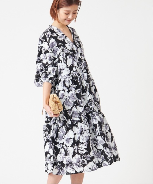 U by SPICK&SPAN(ユーバイスピックアンドスパン)の「ティアード ミディドレス◆(ワンピース・レディース・ホワイト/ブラック/サックスブルー・FREE)」の2枚目の写真
