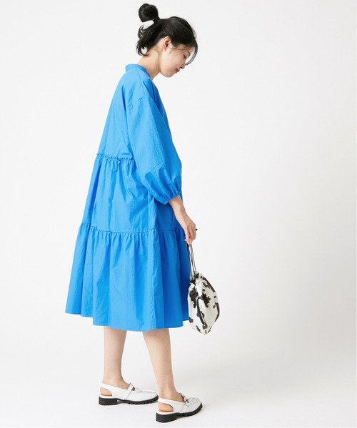 U by SPICK&SPAN(ユーバイスピックアンドスパン)の「ティアード ミディドレス◆(ワンピース・レディース・ホワイト/ブラック/サックスブルー・FREE)」の21枚目の写真