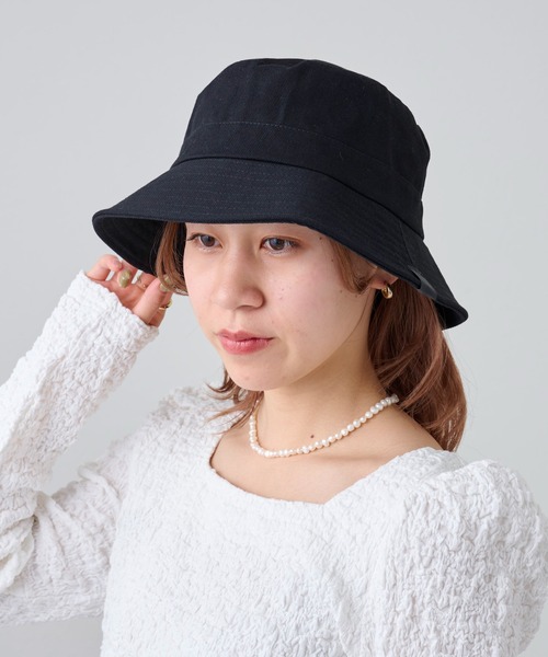 COLONY 2139（コロニートゥーワンスリーナイン）の「シンプルバケットハット（ハット・レディース・ブラック/アイボリー・FREE）」の4枚目の写真