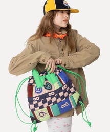 HEY!MrsROSE | HEY! Mrs ROSE(ヘイ！ミセスローズ)プリントキルトバッグ(バックパック/リュック)