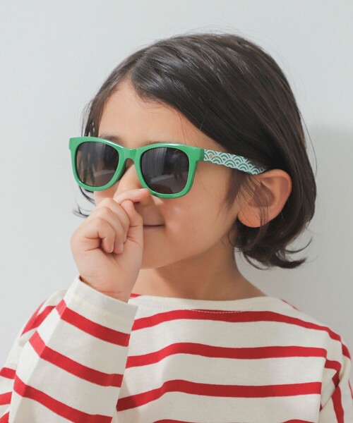 B:MING by BEAMS（ビーミングバイビームス）の「delieb / 江戸 FRASER サングラス（サングラス・キッズ・グリーン/ブラック・ONE SIZE）」の4枚目の写真