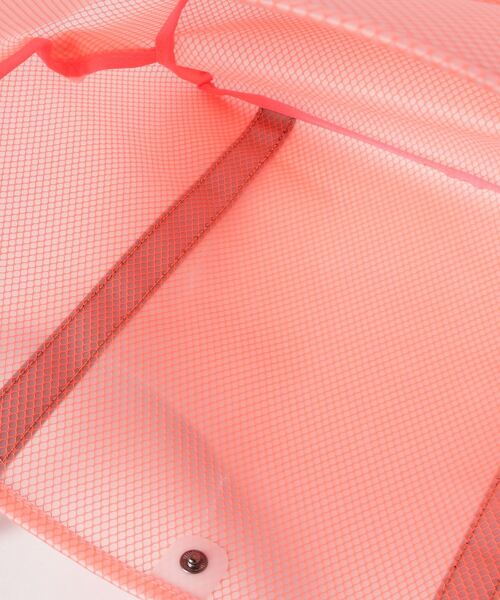 BILLABONG（ビラボン）の「BILLABONG/ビラボン トートバック LOGO TAPE PVC TOTE BAG BC013-906（トートバッグ・レディース・ホワイト/ブラック/ピンク・FREE）」の6枚目の写真