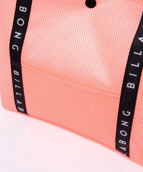 BILLABONG（ビラボン）の「BILLABONG/ビラボン トートバック LOGO TAPE PVC TOTE BAG BC013-906（トートバッグ・レディース・ホワイト/ブラック/ピンク・FREE）」の17枚目の写真