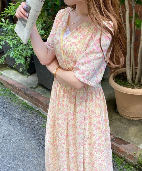 Futier land(フューティアランド)の「フラワーシフォンマキシワンピース(ワンピース・レディース・ライトブルー/パープル/ピンク・MEDIUM/LARGE)」の1枚目の写真