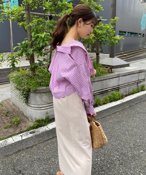 one after another NICE CLAUP(ワンアフターアナザーナイスクラップ)の「ワンポイント刺繍肩あきマルチWAYシャツ(シャツ/ブラウス・レディース・ピンク系/サックスブルー系/オフホワイト/オレンジ・FREE)」の14枚目の写真