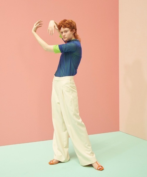 VACANCY(ヴァカンシー)の「ハーフスリーブシアーカラーインナー(Tシャツ/カットソー・レディース・ブラック/ライトグレー/ライトグリーン/ブルー/ライトブルー・FREE)」の21枚目の写真