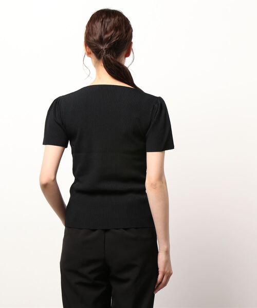 CHILLE(チル)の「Vネックフリル袖デザイントップスカットソー(Tシャツ/カットソー・レディース・ホワイト/ブラック/カーキ/オレンジ・FREE)」の6枚目の写真