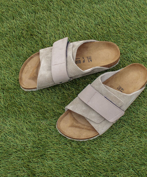 BIRKENSTOCK（ビルケンシュトック）の「【BIRKENSTOCK/ビルケンシュトック】 KYOTO NARROW サンダル スエードレザー（サンダル・メンズ・ブラック/ベージュ・40/41/42）」の4枚目の写真