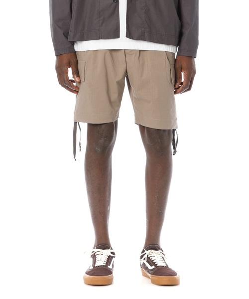 Sandinista(サンディニスタ)の「CORDURA Rip-Stop Tuck Cargo Stretch Shorts / コーデュラリップタック入りカーゴストレッチショーツ(その他パンツ・メンズ・グレー/ブラック/オリーブ・LARGE/MEDIUM/SMALL)」の2枚目の写真