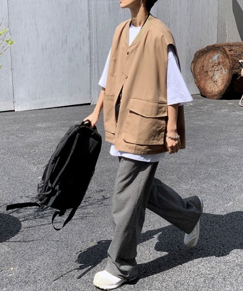 MGV(エムジーヴィー)の「'マルチポケットベスト(Tシャツ/カットソー・メンズ・ベージュ/ネイビー・MEDIUM/LARGE/X-LARGE)」の12枚目の写真