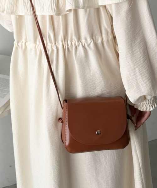 CLEA（クレア）の「【6色展開】ミニショルダーバッグ（ショルダーバッグ・レディース・ホワイト/ミント/ブラウン/ブラック/ダークブラウン/ベージュ・FREE）」の4枚目の写真