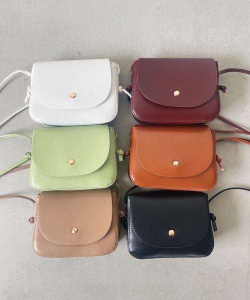 CLEA（クレア）の「【6色展開】ミニショルダーバッグ（ショルダーバッグ・レディース・ホワイト/ミント/ブラウン/ブラック/ダークブラウン/ベージュ・FREE）」の7枚目の写真