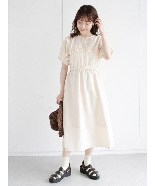 ehka sopo（エヘカソポ）の「チェック／無地アソートフリルワンピース（ワンピース・レディース・ベージュ/グリーン/キナリ・ﾌﾘ-）」の2枚目の写真