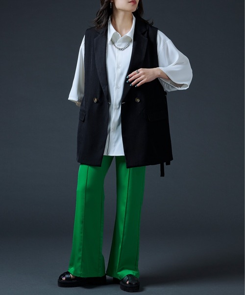 Ellno Loset(エルノロゼット)の「サイドベルトテーラードジレ(ベスト・メンズ・ブラック/ブルーグリーン・MEDIUM/LARGE)」の14枚目の写真