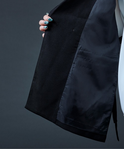 Ellno Loset(エルノロゼット)の「サイドベルトテーラードジレ(ベスト・メンズ・ブラック/ブルーグリーン・MEDIUM/LARGE)」の15枚目の写真