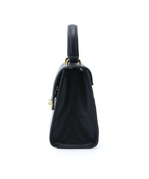 ADAM ET ROPE'（アダムエロペ）の「【サステナブル】リサイクルレザー2WAYショルダーバッグ（ショルダーバッグ・レディース・ホワイト/ブラック・FREE）」の7枚目の写真