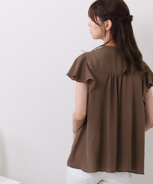 DRESKIP（ドレスキップ）の「◆リボンギャザーブラウス（シャツ/ブラウス・レディース・ダークブラウン/ライトベージュ/ホワイト系3/ネイビー系・02/03）」の7枚目の写真
