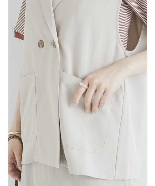 ehka sopo（エヘカソポ）の「ダブル釦テーラードジレ(セットアップ可)（ベスト・レディース・ブラック/ベージュ/グリーン・ﾌﾘ-）」の22枚目の写真