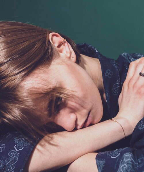 and cloud（アンドクラウド）の「Nocturnal Binary star Earcuff（イヤーカフ・レディース・ブラック/シルバー/イエローゴールド・FREE）」の11枚目の写真