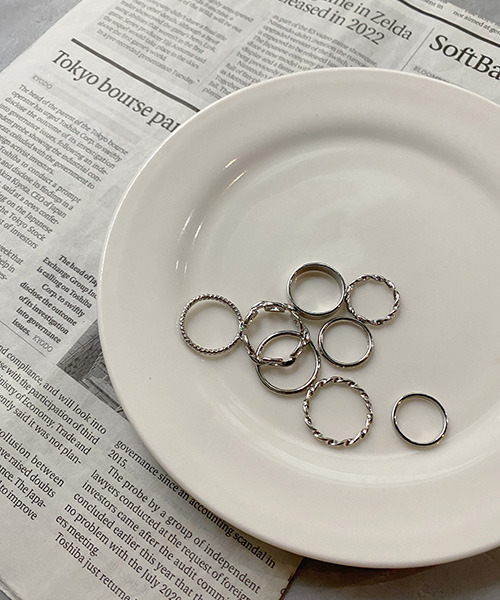 VENCEEXCHANGE(ヴァンスエクスチェンジ)の「シルバーセットリング(リング・レディース・シルバー・FREE)」の3枚目の写真