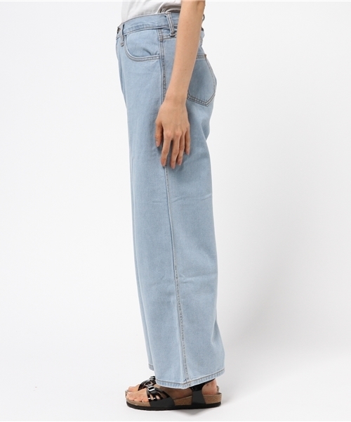 WEGO(ウィゴー)の「WEGO/デニムバギーパンツ(デニムパンツ・レディース・インディゴブルー/ライトインディゴブルー・MEDIUM/LARGE)」の4枚目の写真