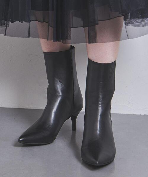 UNITED ARROWS(ユナイテッドアローズ)の「ポインテッド ショート ブーツ(ブーツ・レディース・ブラック/ダークブラウン・37/36h/38/35h/35/36/37h)」の5枚目の写真